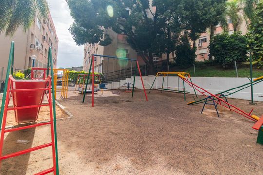 Área comum - Playground de apartamento à venda com 2 quartos, 80m² em Cristal, Porto Alegre