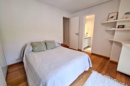 Apartamento à venda com 2 quartos, 84m² em Lagoa, Rio de Janeiro