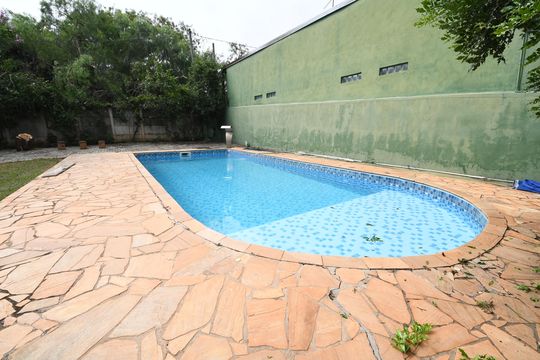 Piscina de casa à venda com 1 quarto, 1400m² em Bosque das Palmeiras, Campinas
