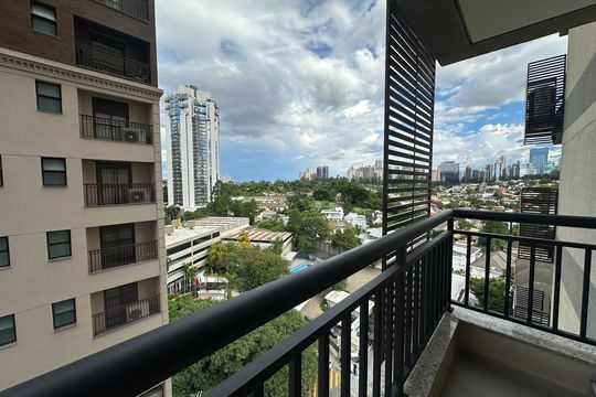 Varanda da Sala de apartamento à venda com 1 quarto, 40m² em Empresarial 18 do Forte, Barueri