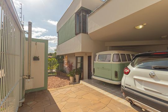 Garagem de casa para alugar com 3 quartos, 173m² em Nossa Senhora das Gracas, Canoas