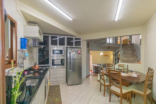Cozinha de casa para alugar com 3 quartos, 173m² em Nossa Senhora das Gracas, Canoas