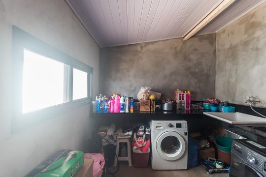 Área de Serviço de casa para alugar com 3 quartos, 175m² em Vila Oliveira, Mogi das Cruzes