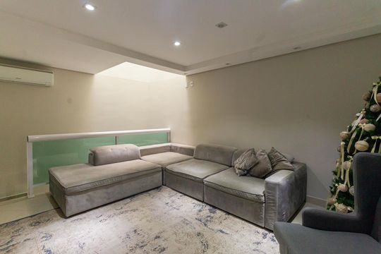 Casa de Condomínio à venda com 3 quartos, 167m² em Vila Aricanduva, São Paulo