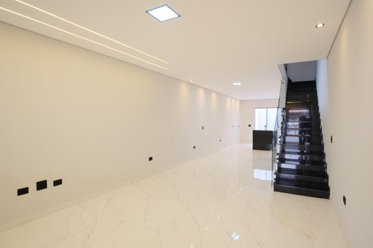 Sala de casa à venda com 3 quartos, 160m² em Vila Carrão, São Paulo