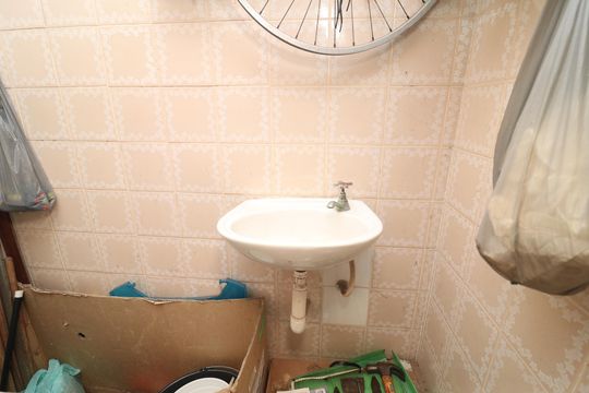 Banheiro de serviço de apartamento à venda com 2 quartos, 80m² em Bancários, Rio de Janeiro