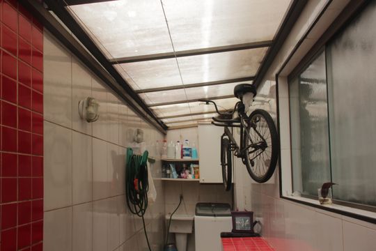 Área de Serviço de casa de condomínio para alugar com 3 quartos, 100m² em Macuco, Santos
