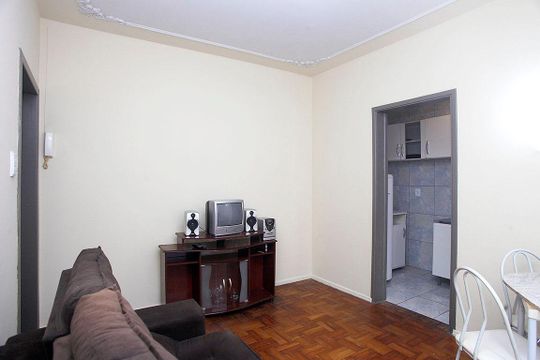 Sala de apartamento à venda com 1 quarto, 46m² em Azenha, Porto Alegre