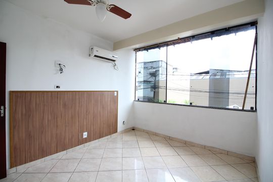 Quarto 2 de casa de condomínio à venda com 2 quartos, 57m² em Taquara, Rio de Janeiro