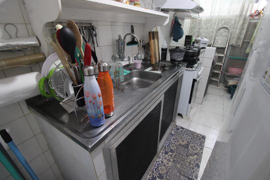 Cozinha de apartamento à venda com 2 quartos, 49m² em Jacarepaguá, Rio de Janeiro