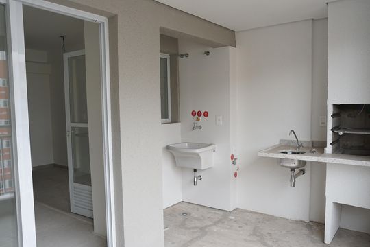 Varanda gourmet de apartamento à venda com 0 quarto, 30m² em Picanço, Guarulhos