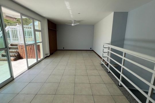 Apartamento à venda com 3 quartos, 171m² em Ingá, Niterói
