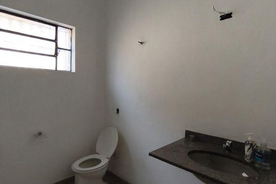 Casa à venda com 2 quartos, 129m² em Centro, Diadema
