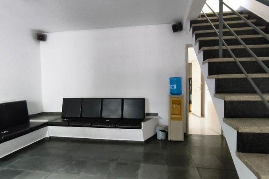 Casa à venda com 2 quartos, 129m² em Centro, Diadema