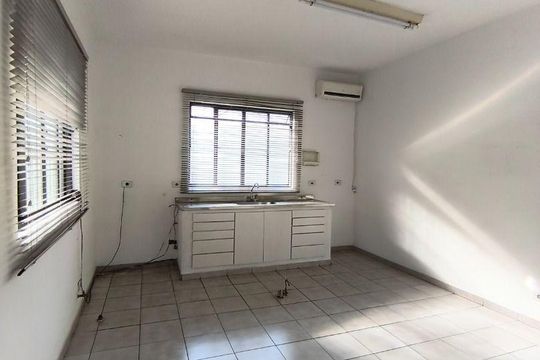 Casa à venda com 2 quartos, 129m² em Centro, Diadema