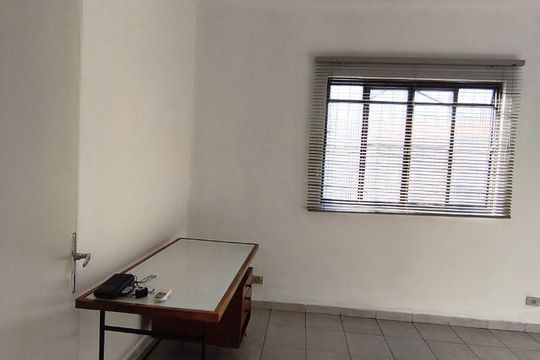 Casa à venda com 2 quartos, 129m² em Centro, Diadema