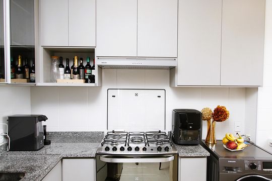 Cozinha de apartamento à venda com 2 quartos, 50m² em Palmeiras, Belo Horizonte