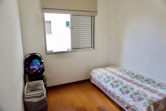 Quarto 1 de apartamento para alugar com 3 quartos, 110m² em Monsenhor Messias, Belo Horizonte