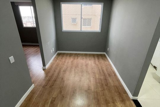 Sala de apartamento à venda com 2 quartos, 40m² em Jardim Boa Vista (zona Oeste), Osasco