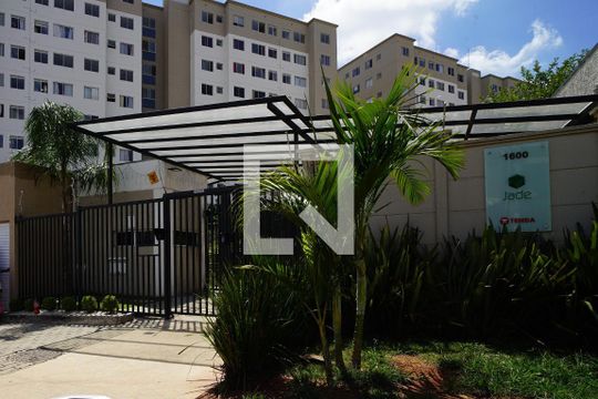 Fachada de apartamento à venda com 2 quartos, 40m² em Jardim Boa Vista (zona Oeste), Osasco