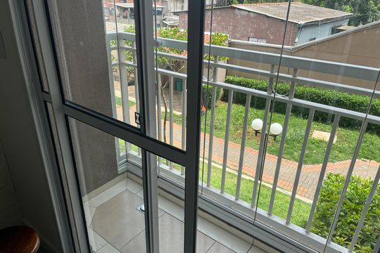 Sacada  de apartamento para alugar com 2 quartos, 49m² em Vila Carmosina, São Paulo