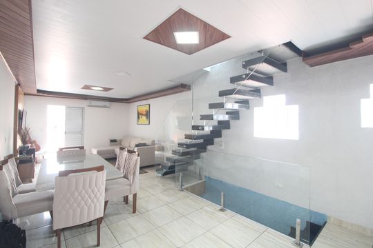 Sala de casa à venda com 3 quartos, 300m² em Vila dos Andradas, São Paulo