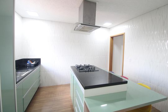 Cozinha de casa à venda com 3 quartos, 300m² em Vila dos Andradas, São Paulo