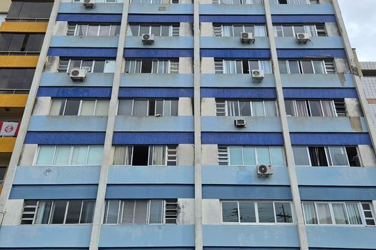 Fachada de kitnet/studio à venda com 1 quarto, 24m² em Centro Histórico, Porto Alegre