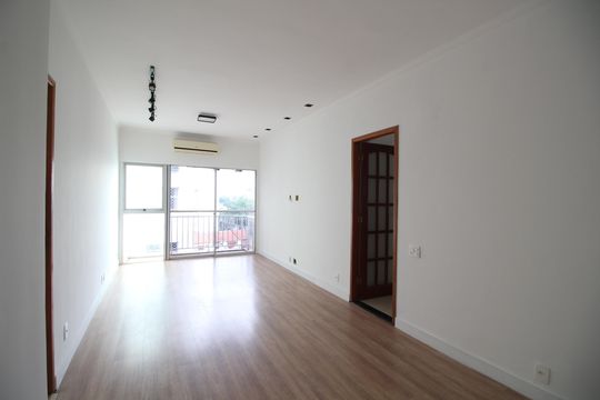 Sala de apartamento à venda com 3 quartos, 110m² em Anil, Rio de Janeiro