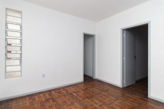 Sala de apartamento à venda com 3 quartos, 80m² em Centro Histórico, Porto Alegre