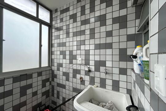 Área de Serviço de apartamento à venda com 2 quartos, 60m² em Vila Mangalot, São Paulo