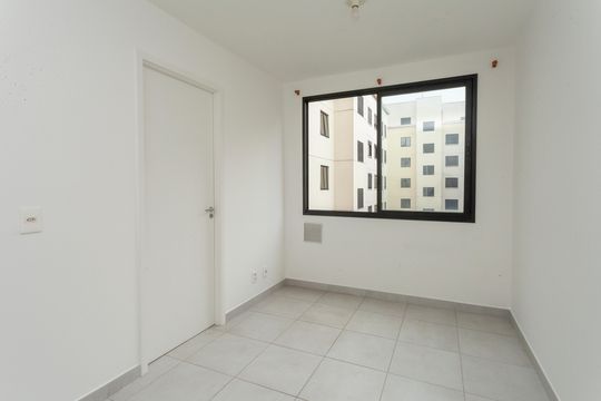 Apartamento à venda com 2 quartos, 33m² em Jurubatuba, São Paulo