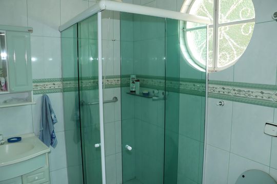 Casa para alugar com 3 quartos, 630m² em Jardim Santa Paula, Cotia
