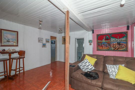 Sala de casa à venda com 3 quartos, 300m² em Jardim Dona Leopoldina, Porto Alegre