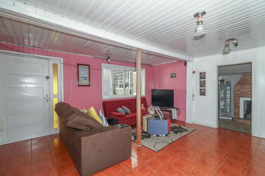 Sala de casa à venda com 3 quartos, 300m² em Jardim Dona Leopoldina, Porto Alegre