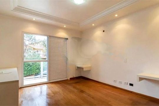 Casa para alugar com 4 quartos, 400m² em Alphaville, Santana de Parnaíba