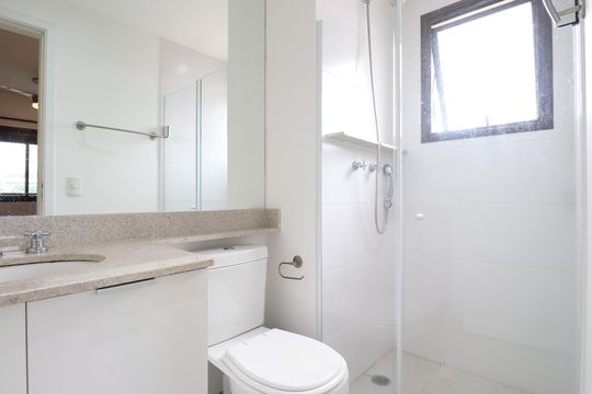 Banheiro da Suíte de apartamento à venda com 2 quartos, 67m² em Vila Romana, São Paulo
