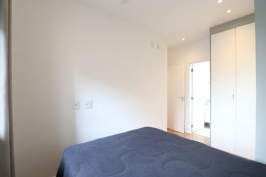 Suíte de apartamento à venda com 2 quartos, 67m² em Vila Romana, São Paulo