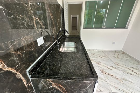 Cozinha de casa para alugar com 2 quartos, 74m² em Parque Santana, Barueri