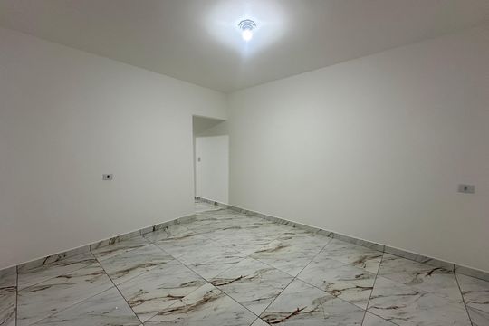 Sala de casa para alugar com 2 quartos, 74m² em Parque Santana, Barueri