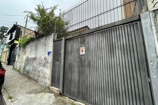 Fachada de casa à venda com 3 quartos, 170m² em Vila Pirituba, São Paulo