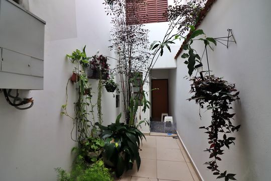Corredor  de casa à venda com 4 quartos, 188m² em Jordanópolis, São Bernardo do Campo