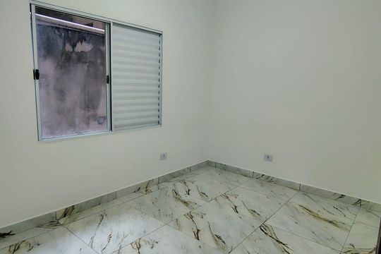 Casa para alugar com 2 quartos, 74m² em Parque Santana, Barueri