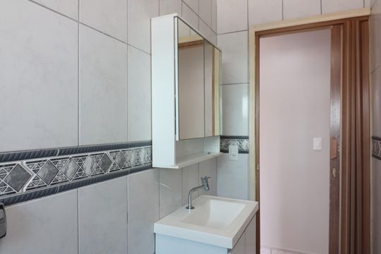 Banheiro Social de apartamento para alugar com 2 quartos, 65m² em Vila Santa Luzia, São Bernardo do Campo