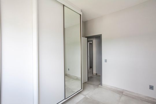 Quarto 3 de apartamento para alugar com 3 quartos, 95m² em Osvaldo Rezende, Uberlândia