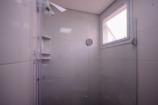 Banheiro de apartamento à venda com 2 quartos, 50m² em Vila Gumercindo, São Paulo