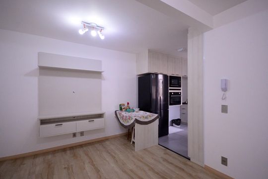 Sala de apartamento à venda com 2 quartos, 50m² em Vila Gumercindo, São Paulo