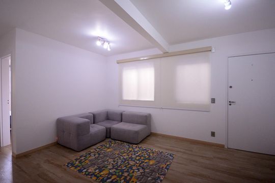 Sala de apartamento à venda com 2 quartos, 50m² em Vila Gumercindo, São Paulo