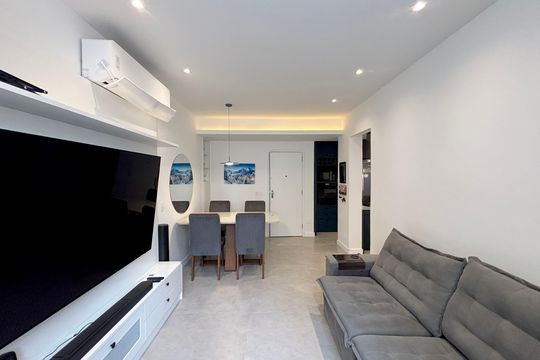 Sala de apartamento à venda com 2 quartos, 85m² em Copacabana, Rio de Janeiro