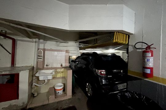 Garagem de apartamento à venda com 2 quartos, 85m² em Copacabana, Rio de Janeiro